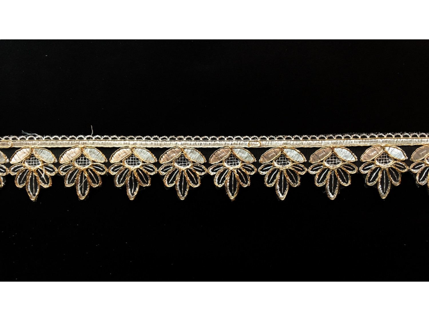 Fransız Dantel JN1864 -13,5mt